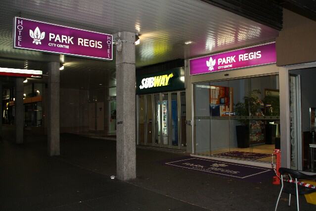 park-regis-hotel-entrance