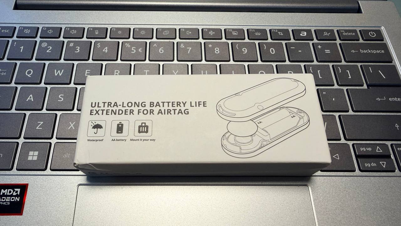 Retail packaging for an ultra-long battery life extender for Apple AirTag using AA batteries